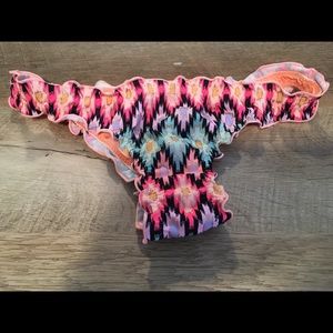 NWOT ruffle itsy bikini bottom